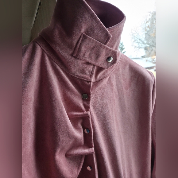 Cosplay Velour High Collar Snap Up Jacket Dusty Pink 19in P2P - Picture 3 of 3
